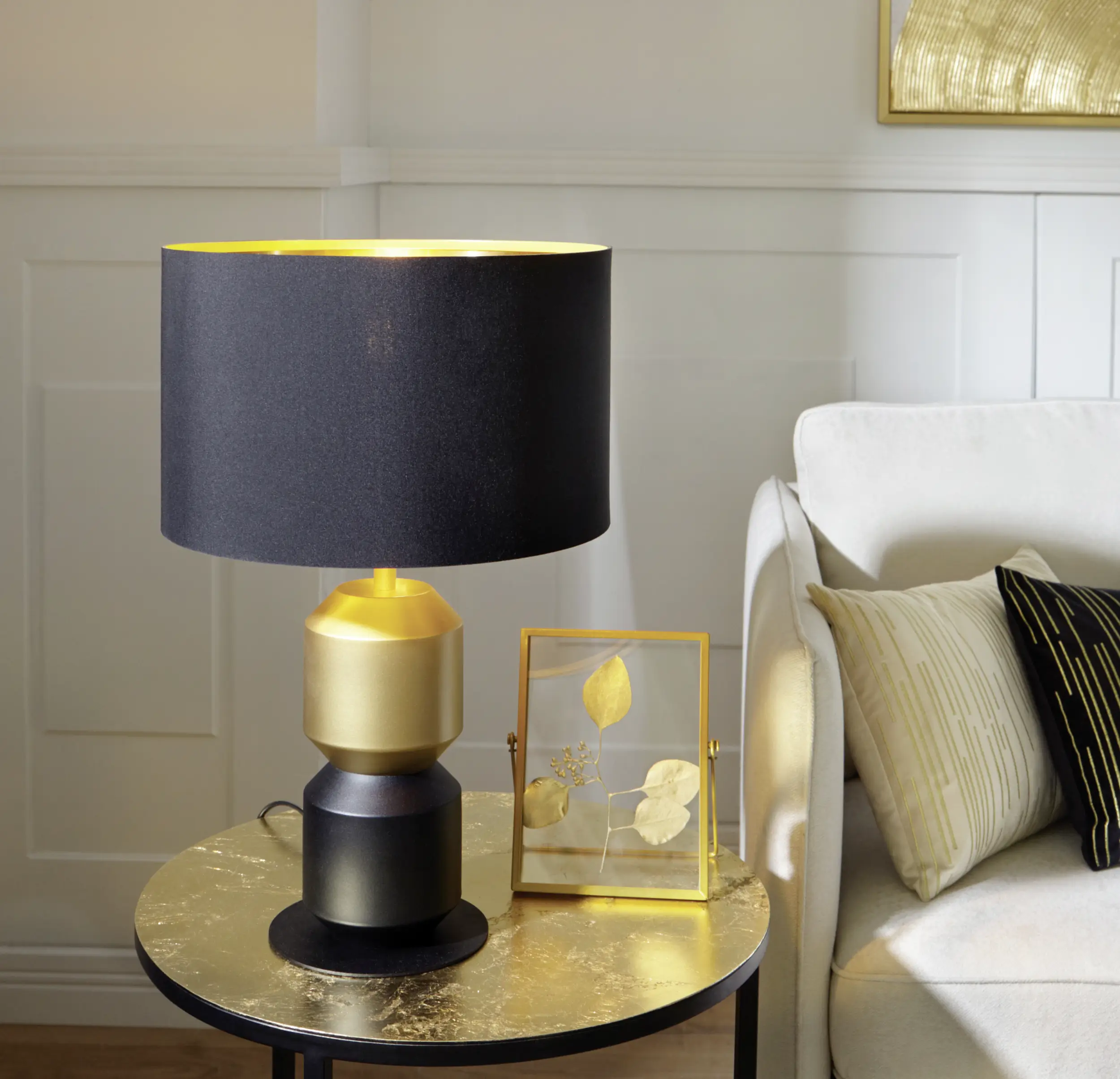 LAURIGNANO Table Lamp