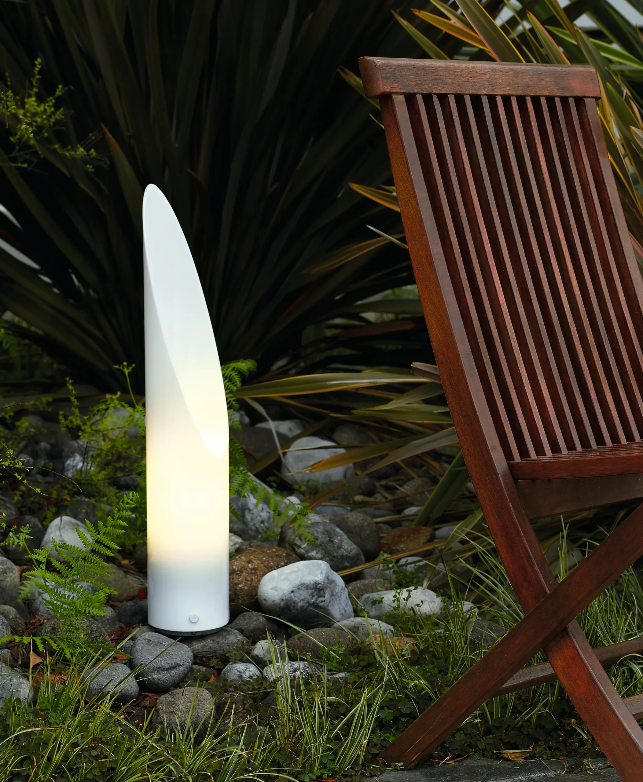 AMALFI Outdoor Floor Light, IP44, E27 22W ESL Included, 650 mm Height, Silver with White Glass